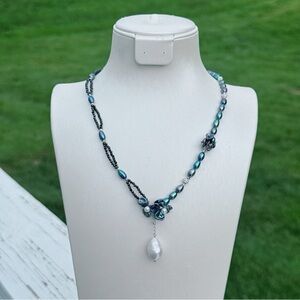 X577 Handmade Freshwater Pearl  Black Spinel Necklace